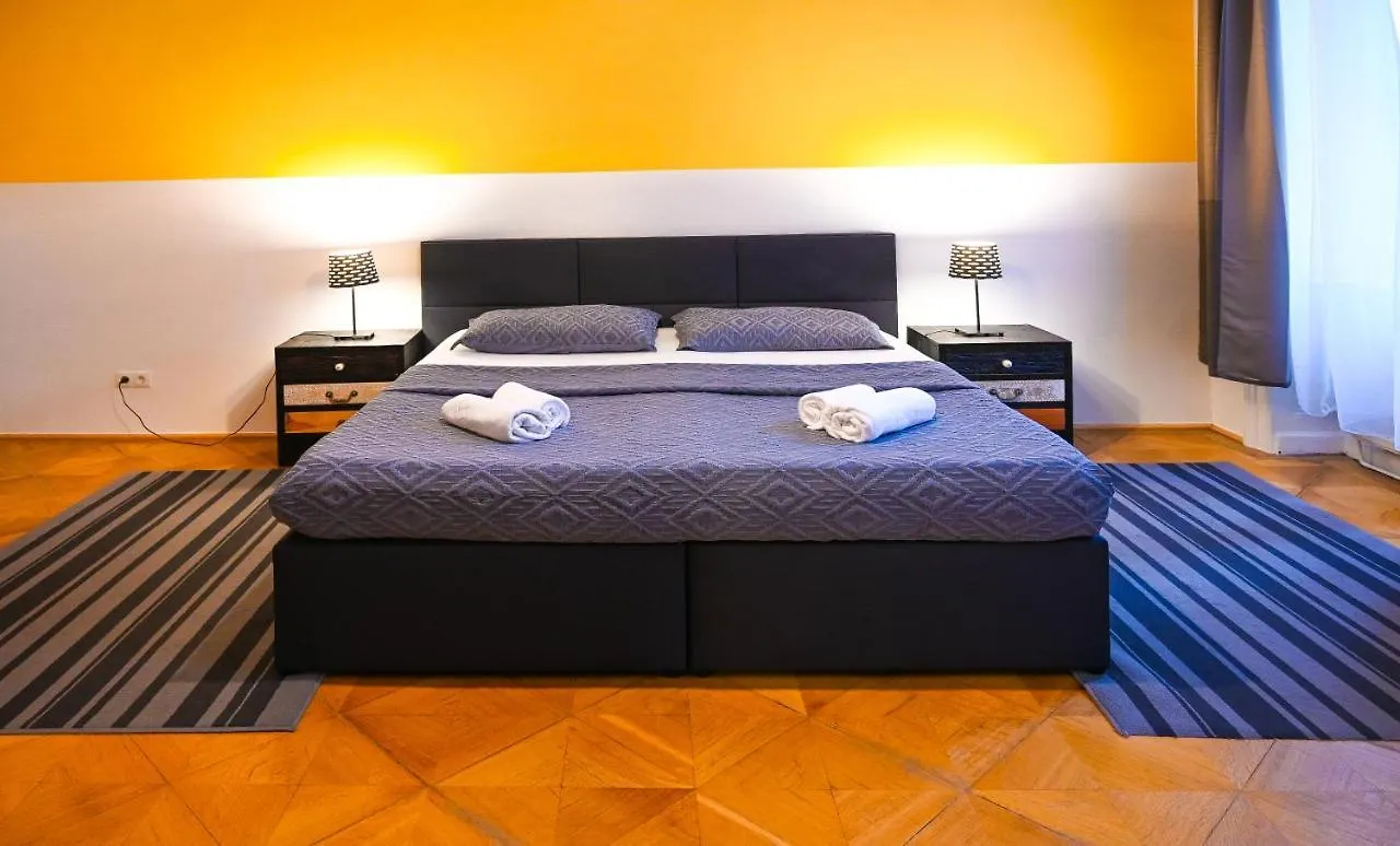 Backpacker Apartment City Center Vienna 0*,